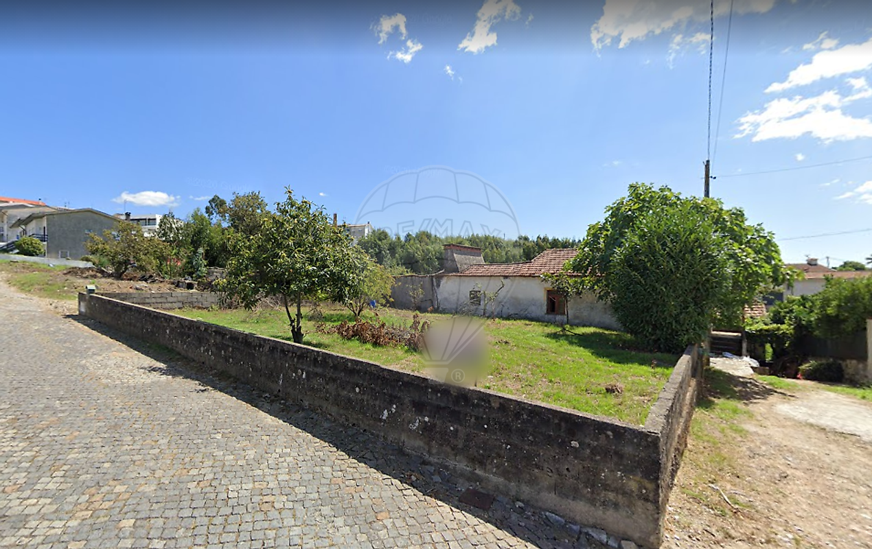 Land for sale in Trofa, Portugal — €270,000