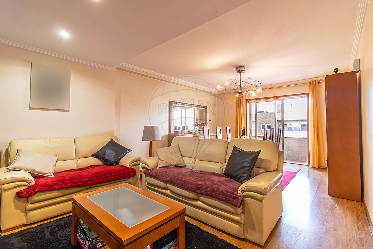 Apartamento T2 à venda em Trofa