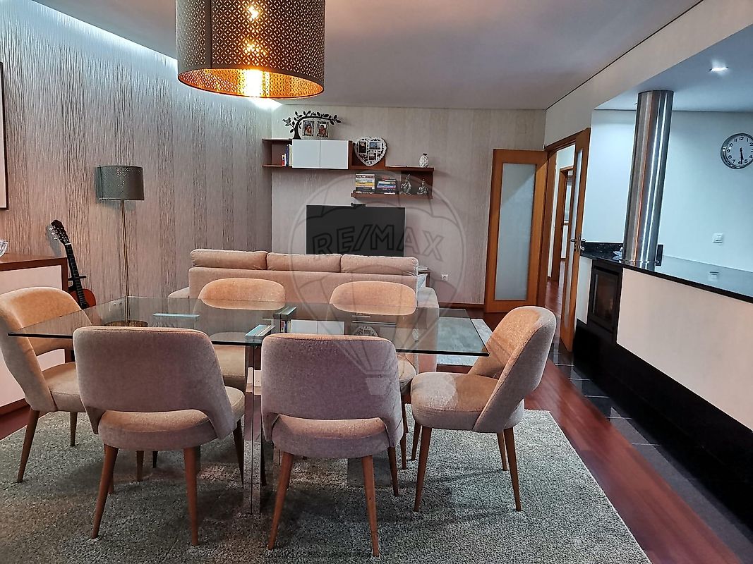 Apartamento T2 à venda em Trofa