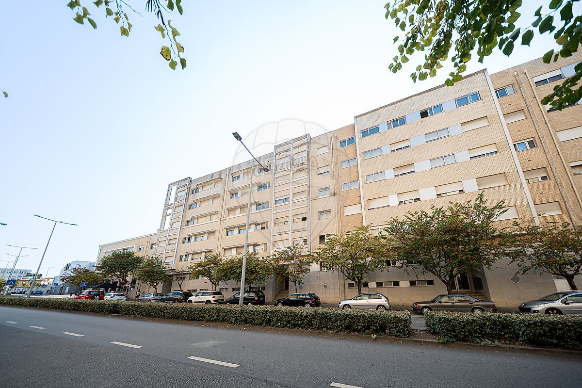 Apartamento T1 à venda em Maia