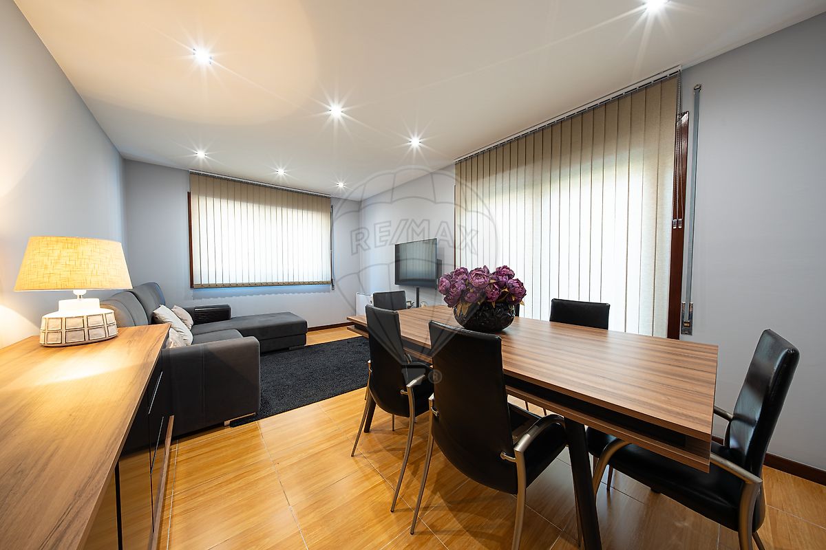 Apartamento T3 à venda em Maia