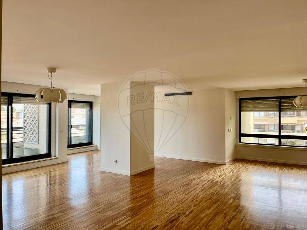 listing 124851193-148 picture-0