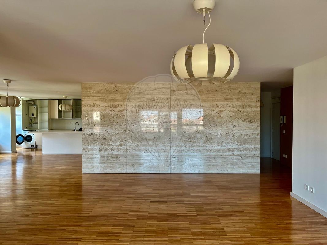 listing 124851193-148 picture-0