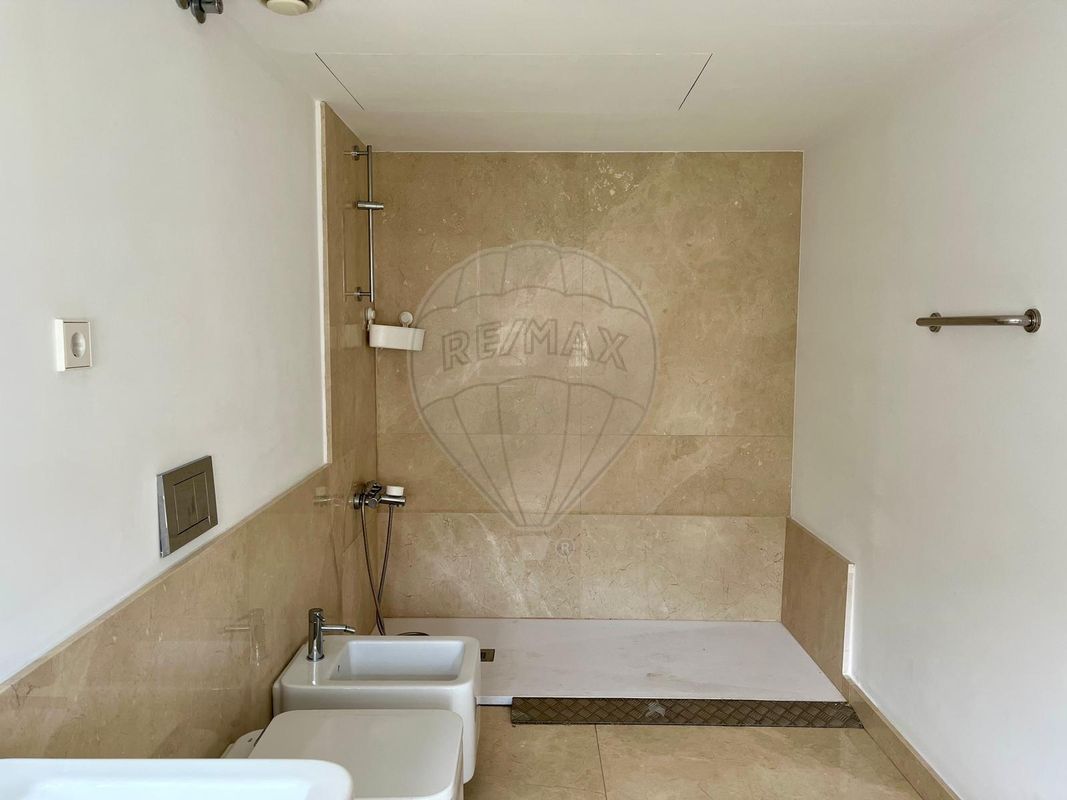 listing 124851193-148 picture-0