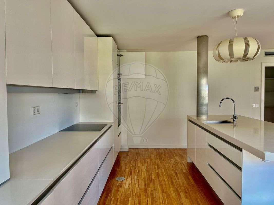 listing 124851193-148 picture-0