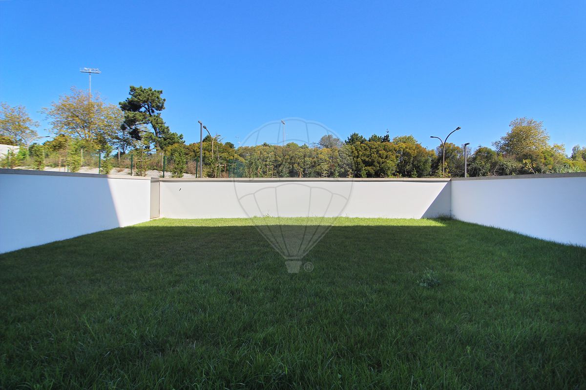 listing 124851010-126 picture-0