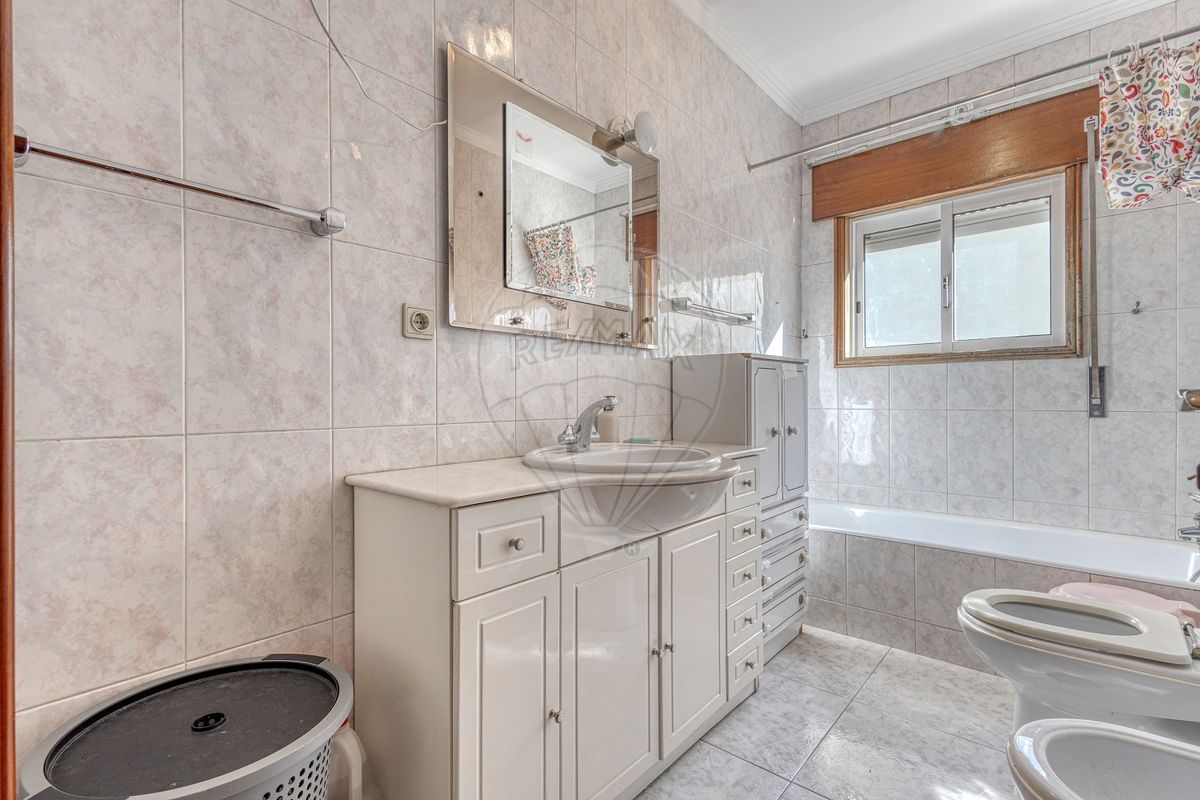 listing 124851187-53 picture-0
