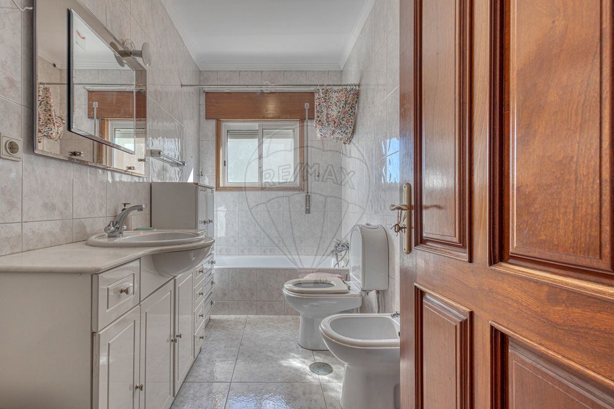 listing 124851187-53 picture-0