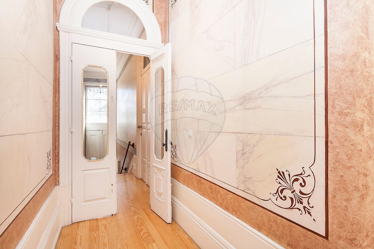 listing 124851023-270 picture-0
