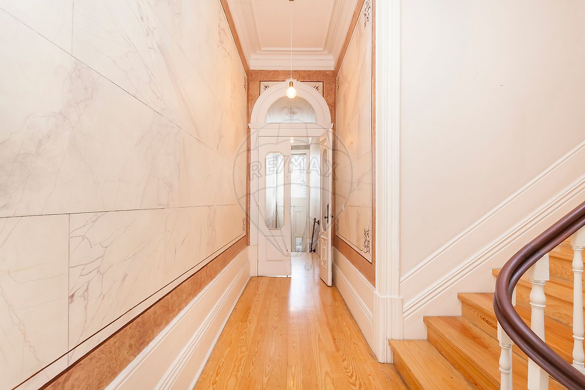 listing 124851023-270 picture-0