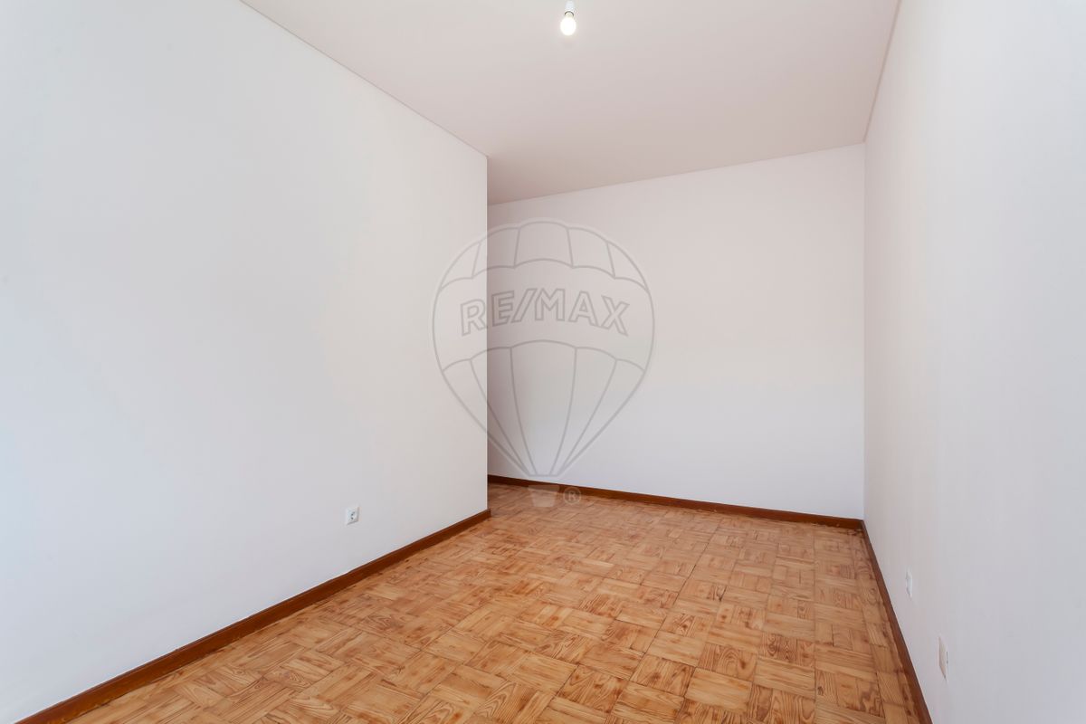 listing 124851256-3 picture-0