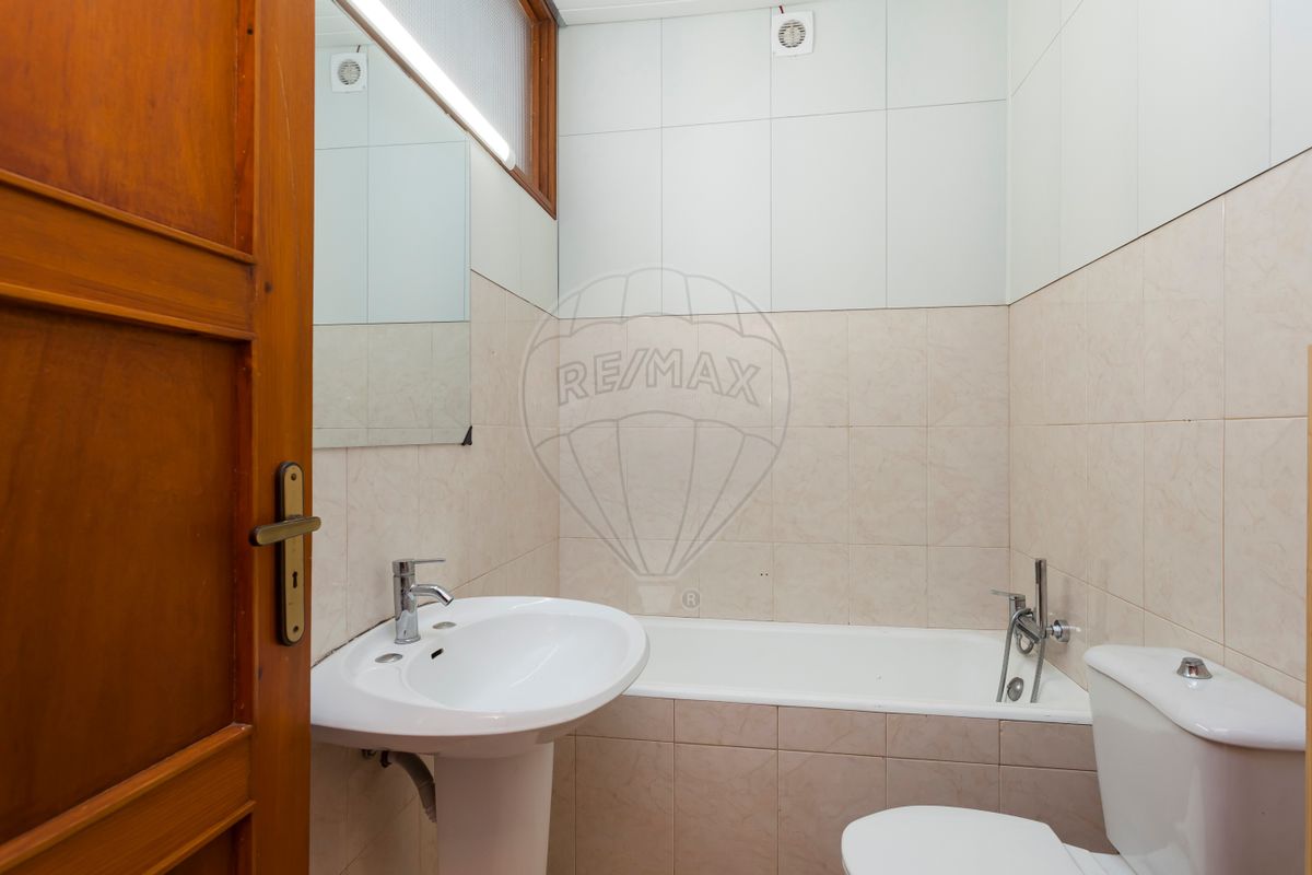 listing 124851256-3 picture-0