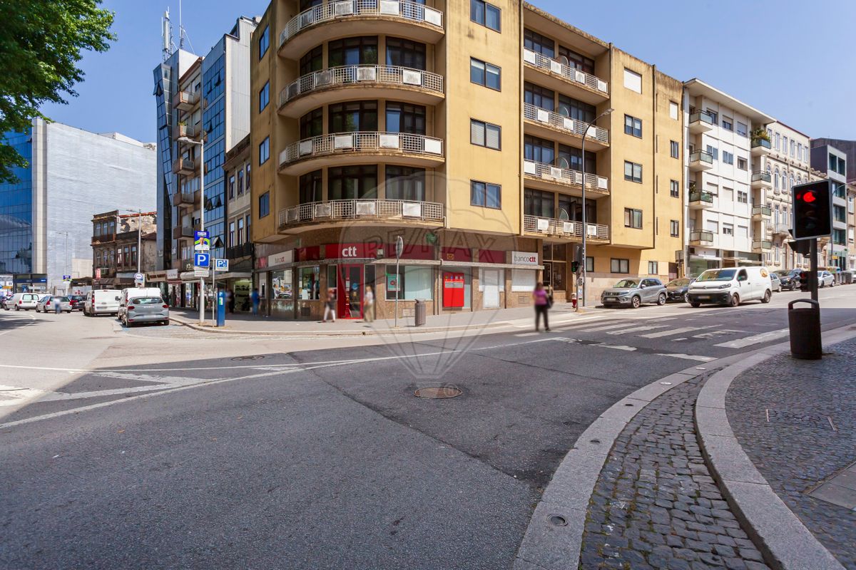 listing 124851256-3 picture-0