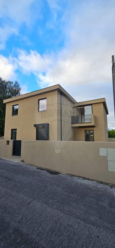 Moradia T3 para venda