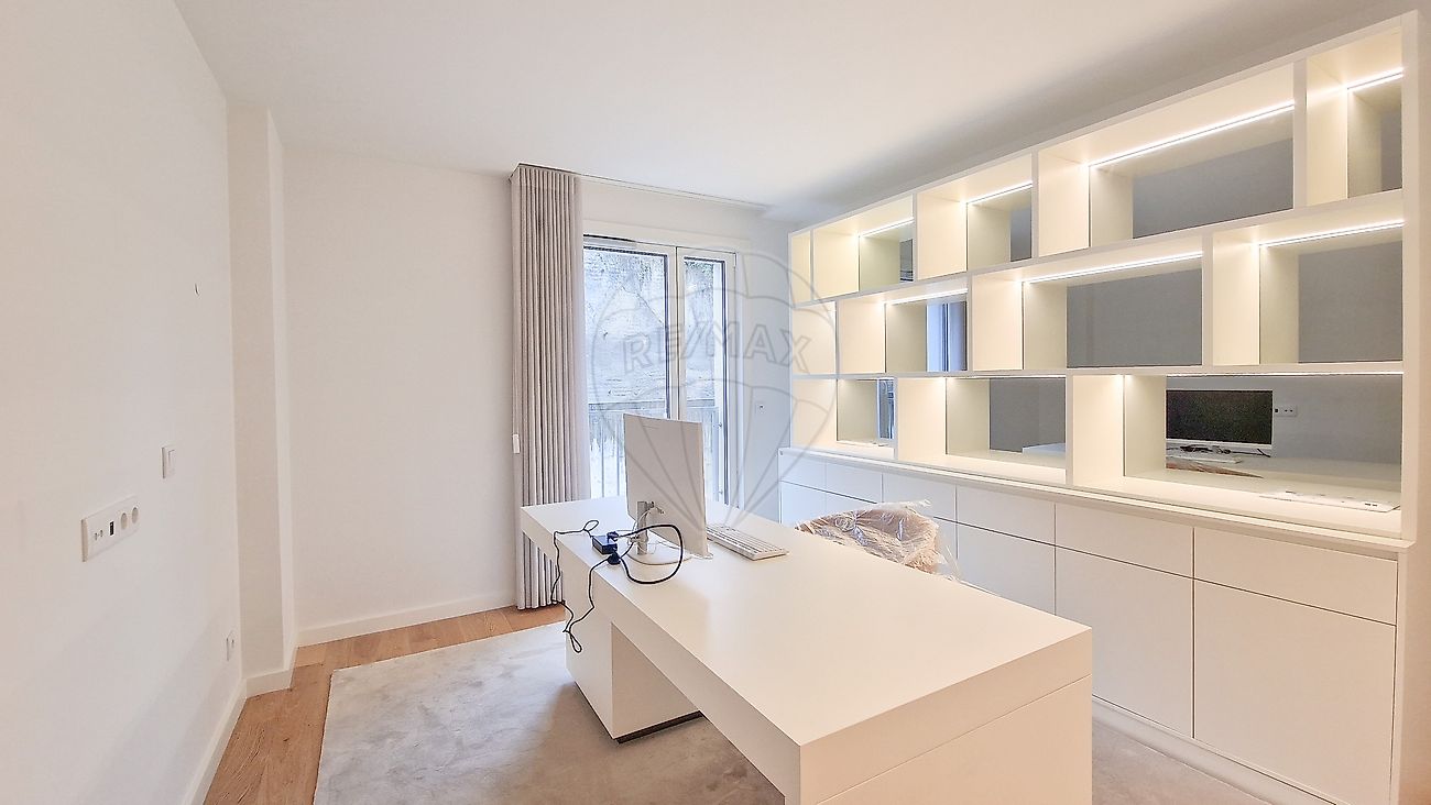 Apartamento T4 à venda em Lordelo do Ouro e Massarelos, Porto — foto 10