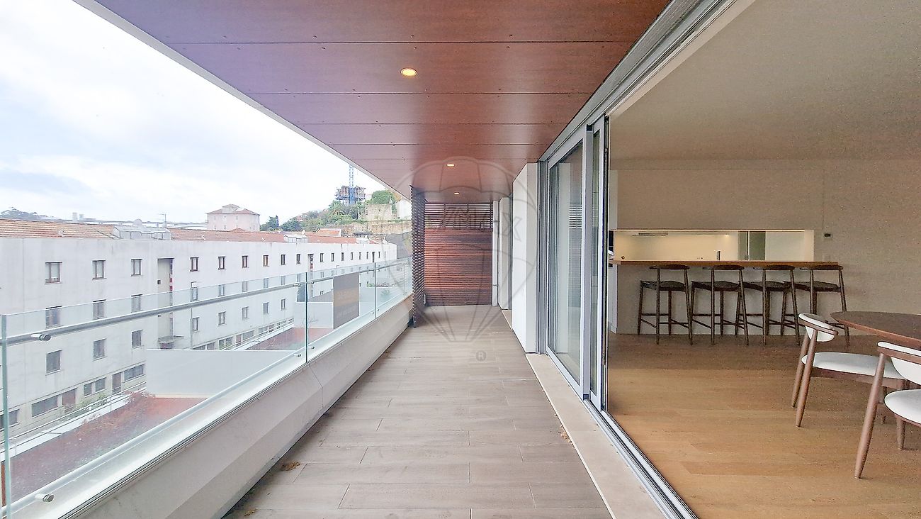 Apartamento T4 à venda em Lordelo do Ouro e Massarelos, Porto — foto 24
