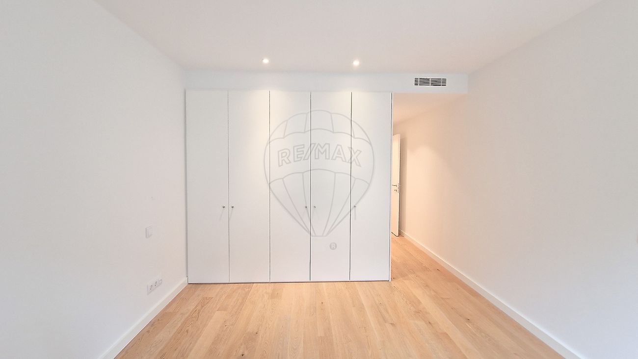 Apartamento T4 à venda em Lordelo do Ouro e Massarelos, Porto — foto 14