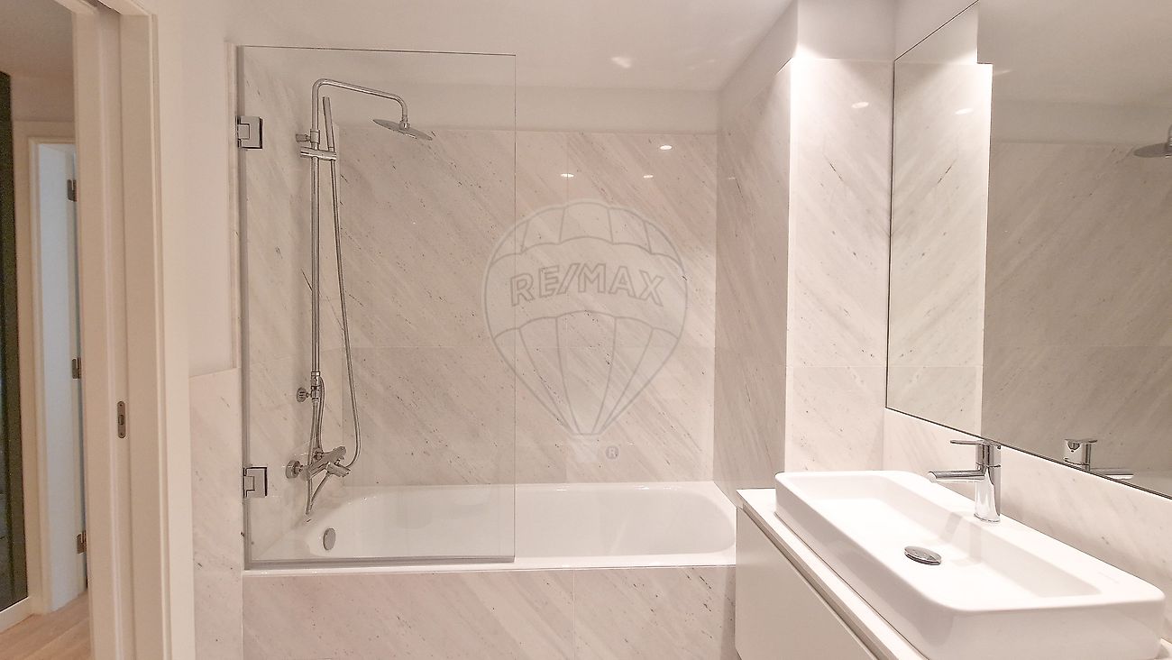 Apartamento T4 à venda em Lordelo do Ouro e Massarelos, Porto — foto 19
