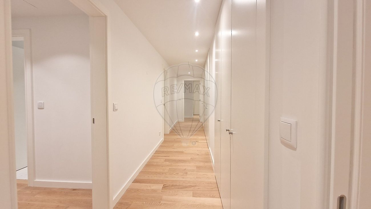 Apartamento T4 à venda em Lordelo do Ouro e Massarelos, Porto — foto 6