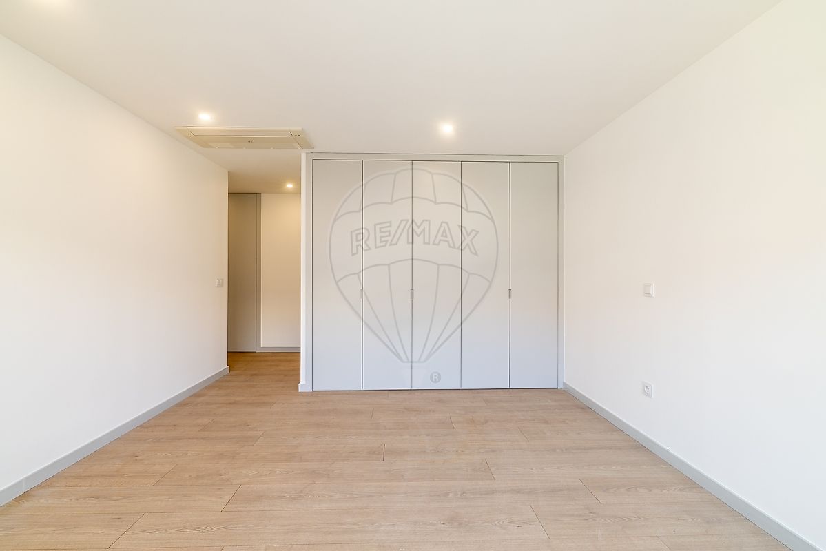 Apartamento T4 à venda em Cedofeita, Santo Ildefonso, Sé, Miragaia, São Nicolau e Vitória, Porto — foto 17