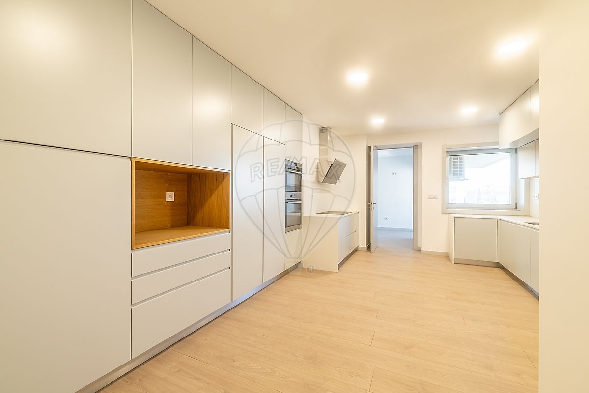 Apartamento T4 à venda em Cedofeita, Santo Ildefonso, Sé, Miragaia, São Nicolau e Vitória, Porto — foto 8