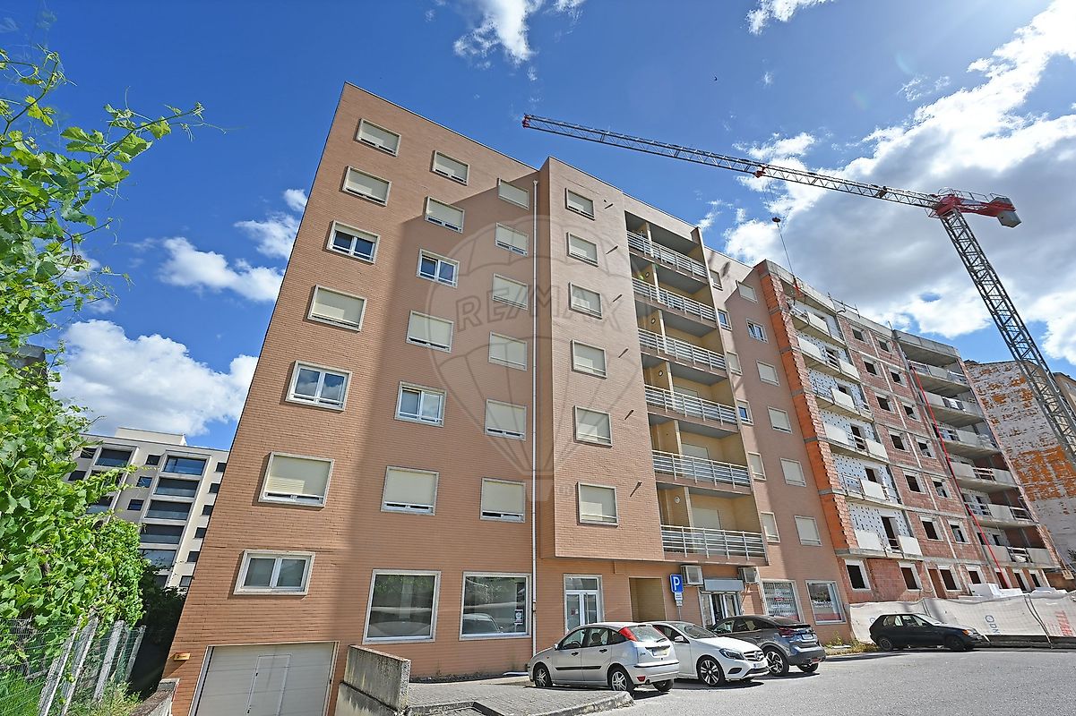 Apartamento - Sé, Santa Maria e Meixedo, Bragança, Bragança