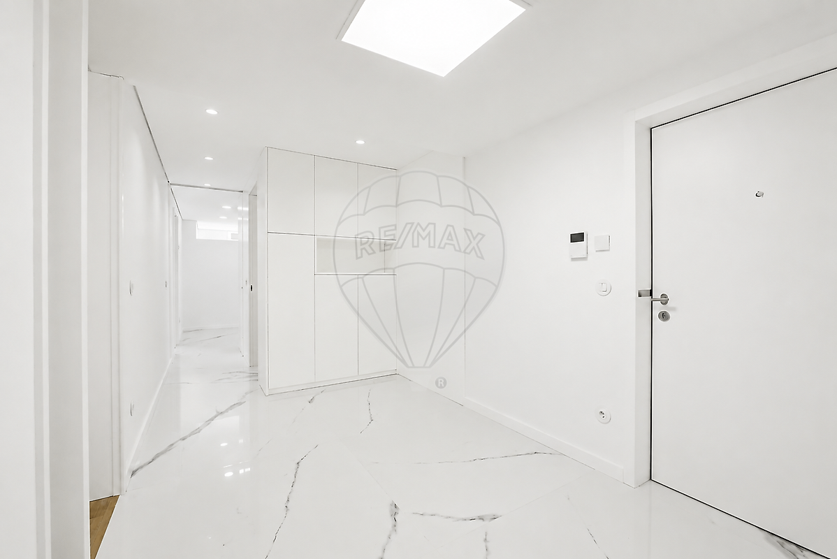 Apartamento T3 à venda em Porto