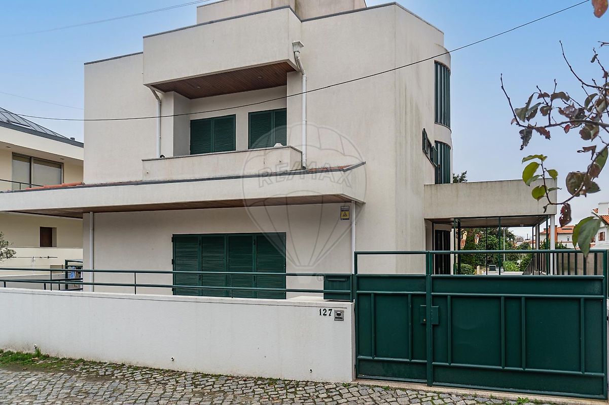 Apartamento T4 à venda em Vila Nova de Gaia