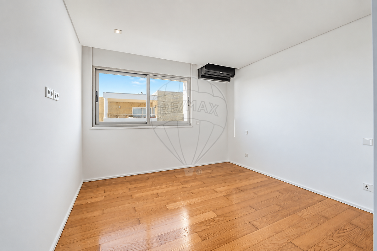 Apartamento T4 à venda em Madalena, Vila Nova de Gaia — foto 9