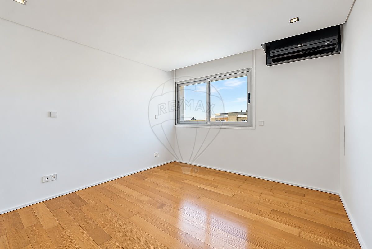 Apartamento T4 à venda em Madalena, Vila Nova de Gaia — foto 8