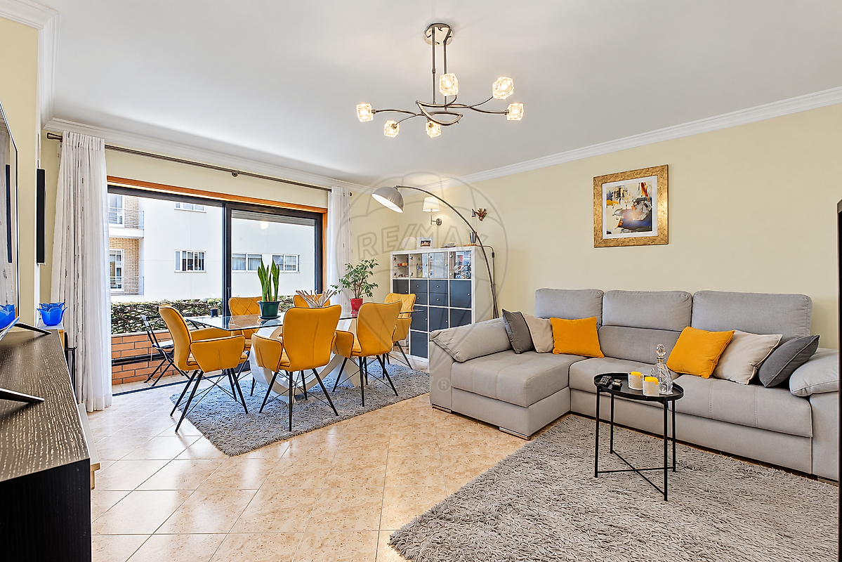Apartamento T3 à venda em Maia