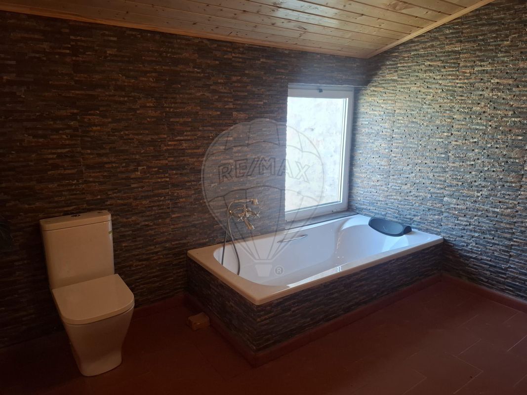 listing 124871150-1 picture-0