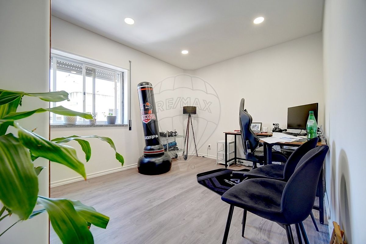 listing 124871090-40 picture-0