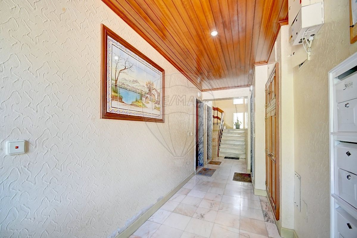 listing 124871090-40 picture-0