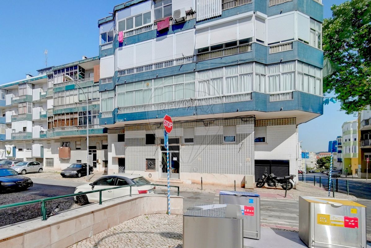 listing 124871003-122 picture-0