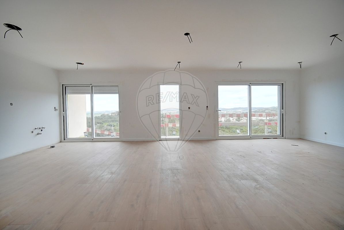 Apartamento T2 à venda em Sintra