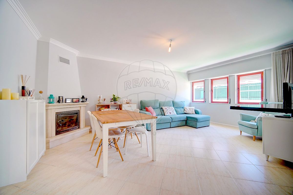 Apartamento T3 à venda em Sintra