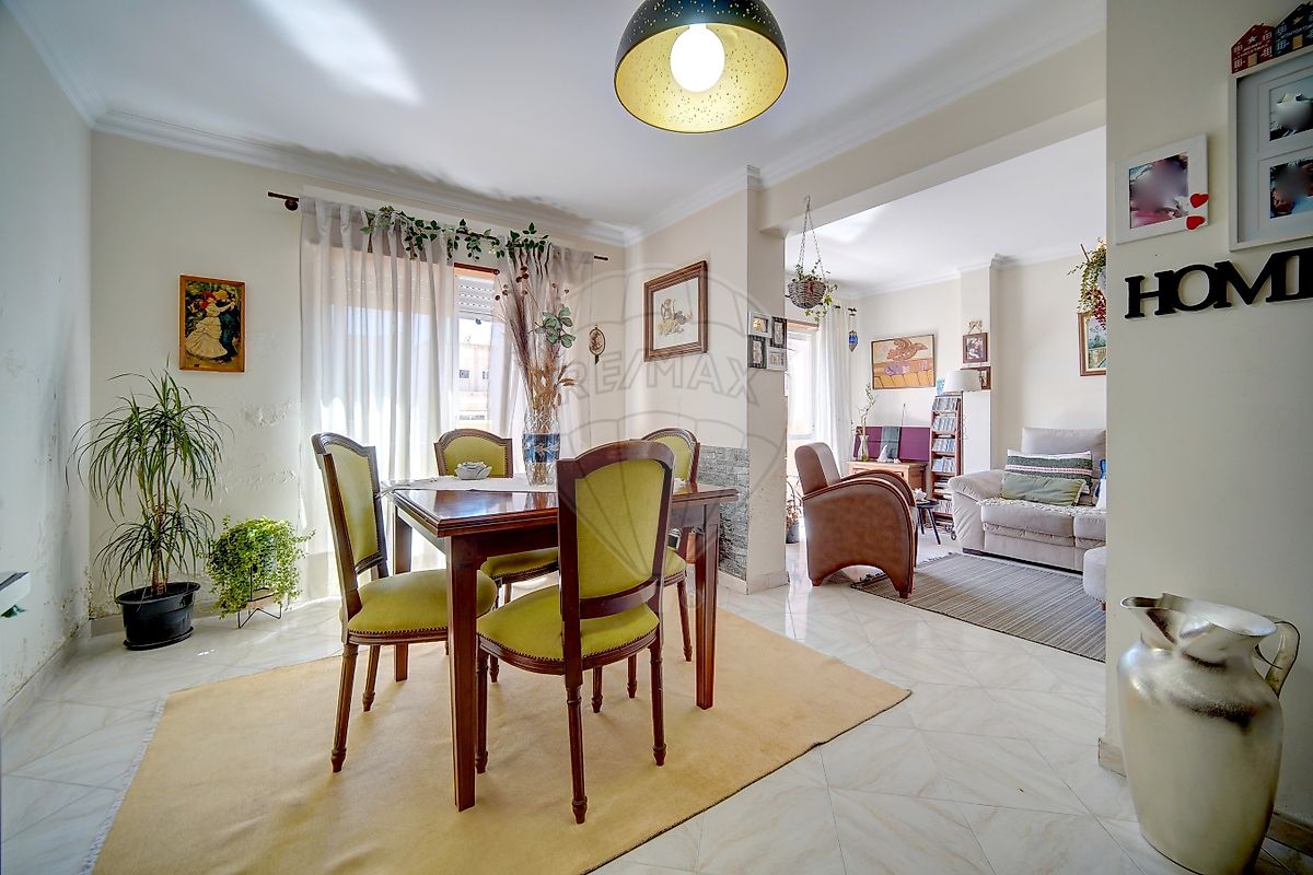 Apartamento T4 à venda em Sintra