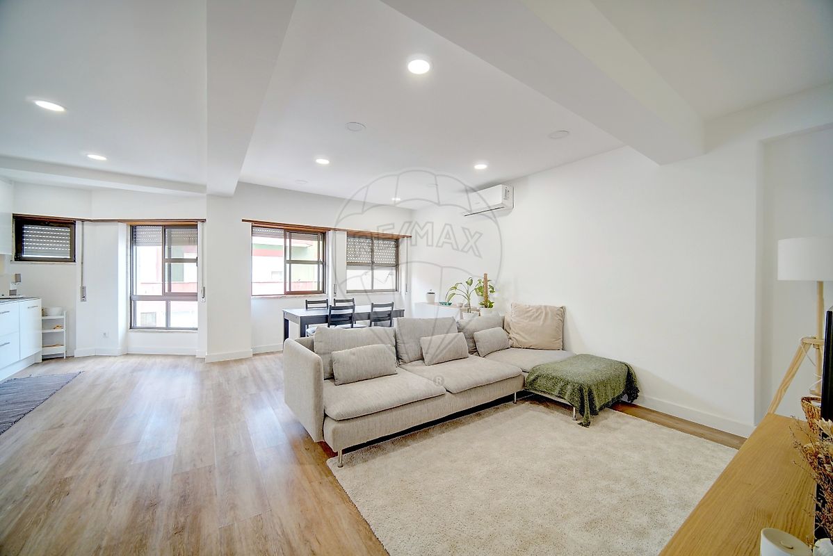 Apartamento - Póvoa de Santo Adrião e Olival Basto, Odivelas, Lisboa