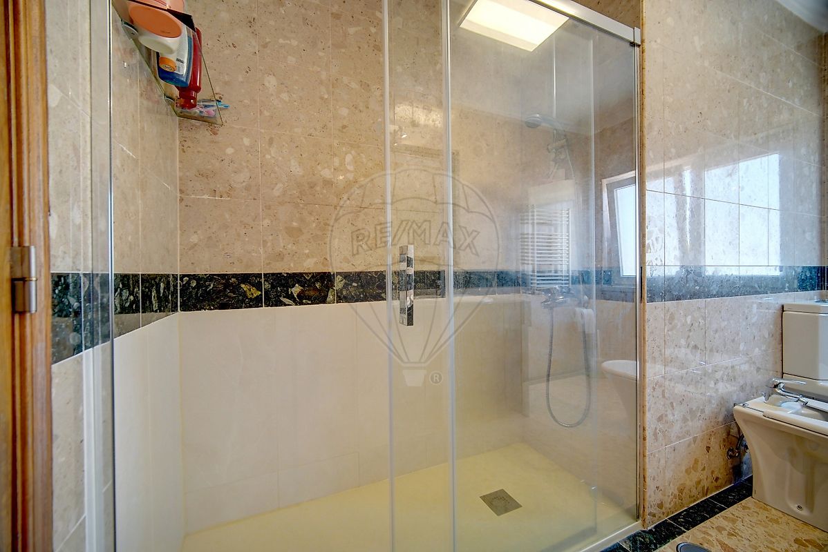 Moradia T5 à venda em Charneca de Caparica e Sobreda, Almada — foto 33