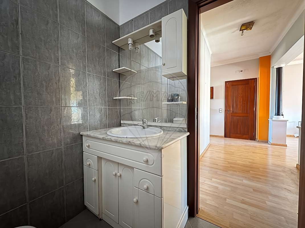Apartamento T2 à venda em Tomar (São João Baptista) e Santa Maria dos Olivais, Tomar — foto 16