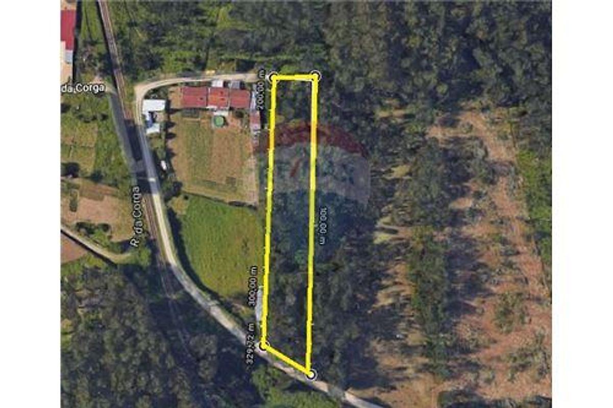 Land for sale in Espinho, Portugal — €110,000