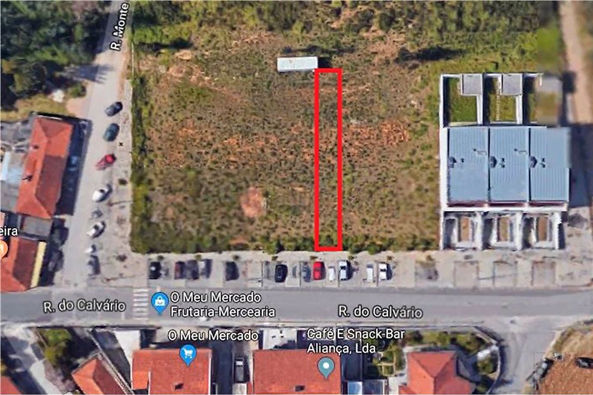 Land for sale in Espinho, Portugal — €75,000