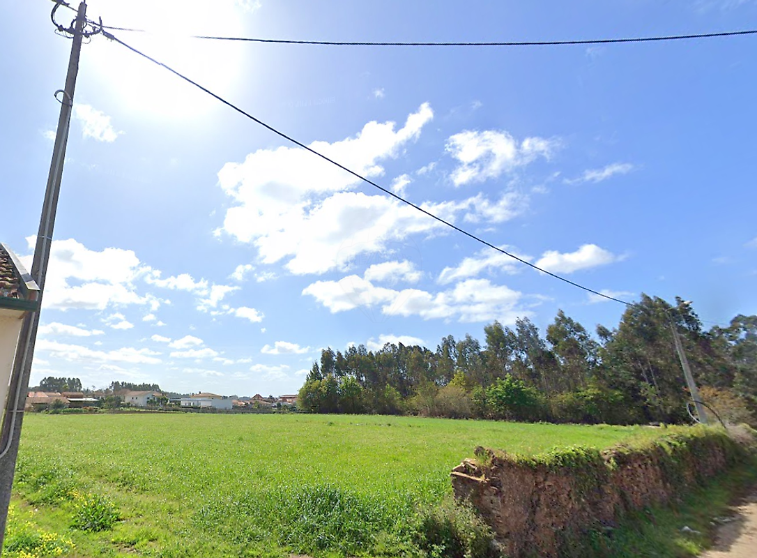 Land for sale in Oliveira de Azeméis, Portugal — €54,000