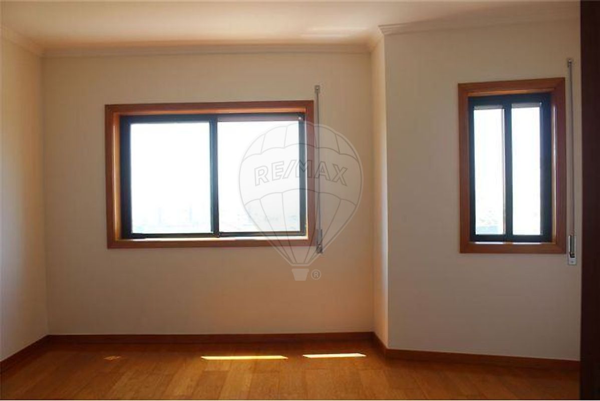 listing 124881013-161 picture-0