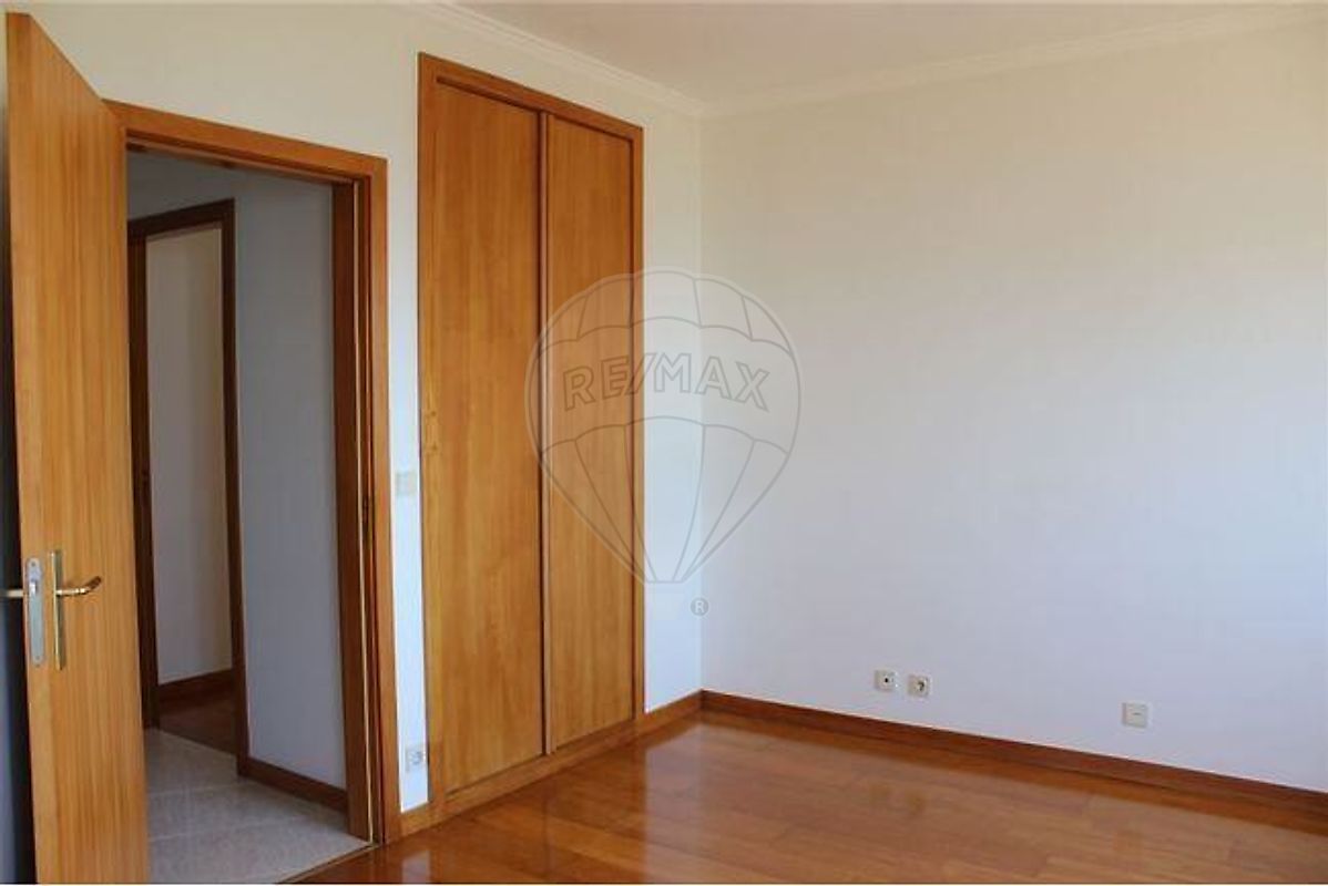 listing 124881013-161 picture-0