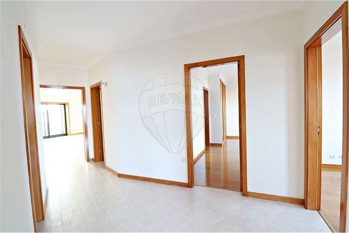 listing 124881013-161 picture-0