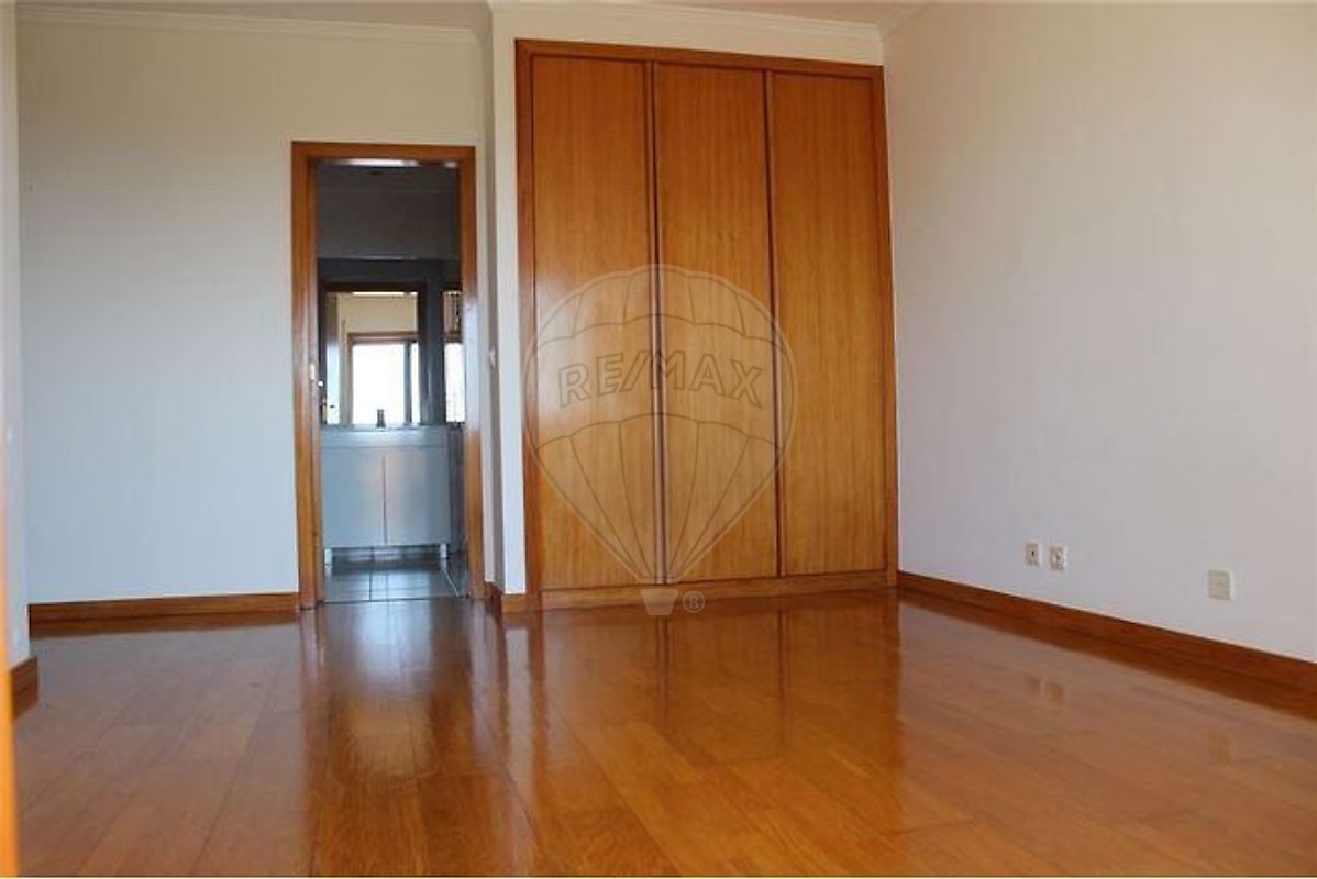 listing 124881013-161 picture-0