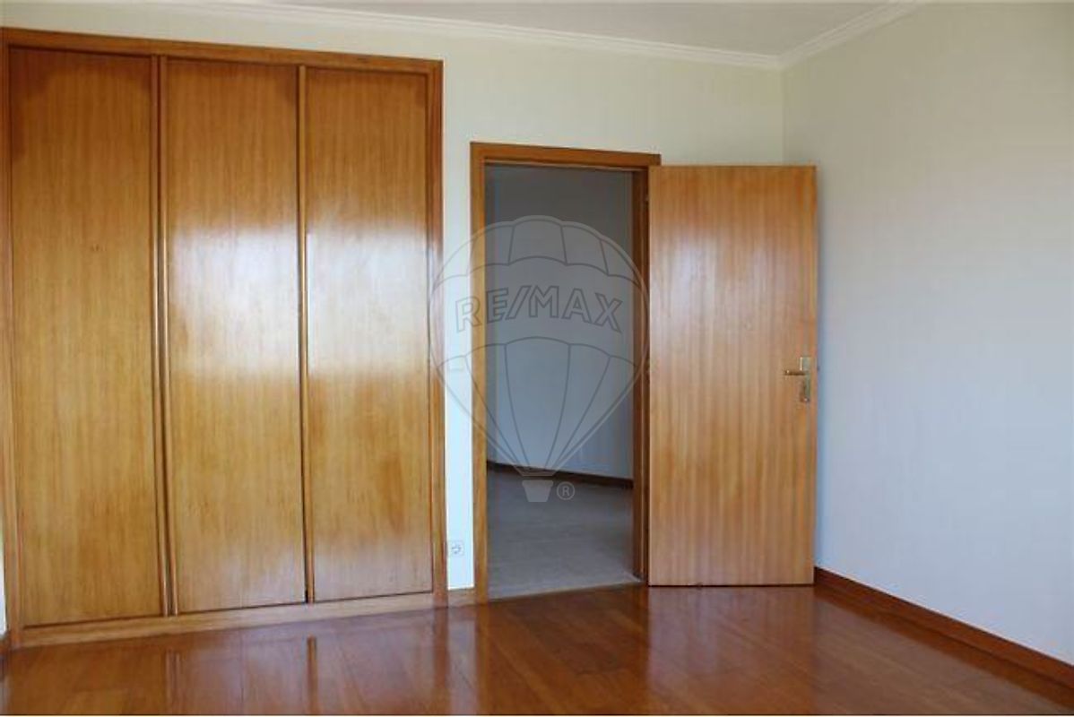 listing 124881013-161 picture-0