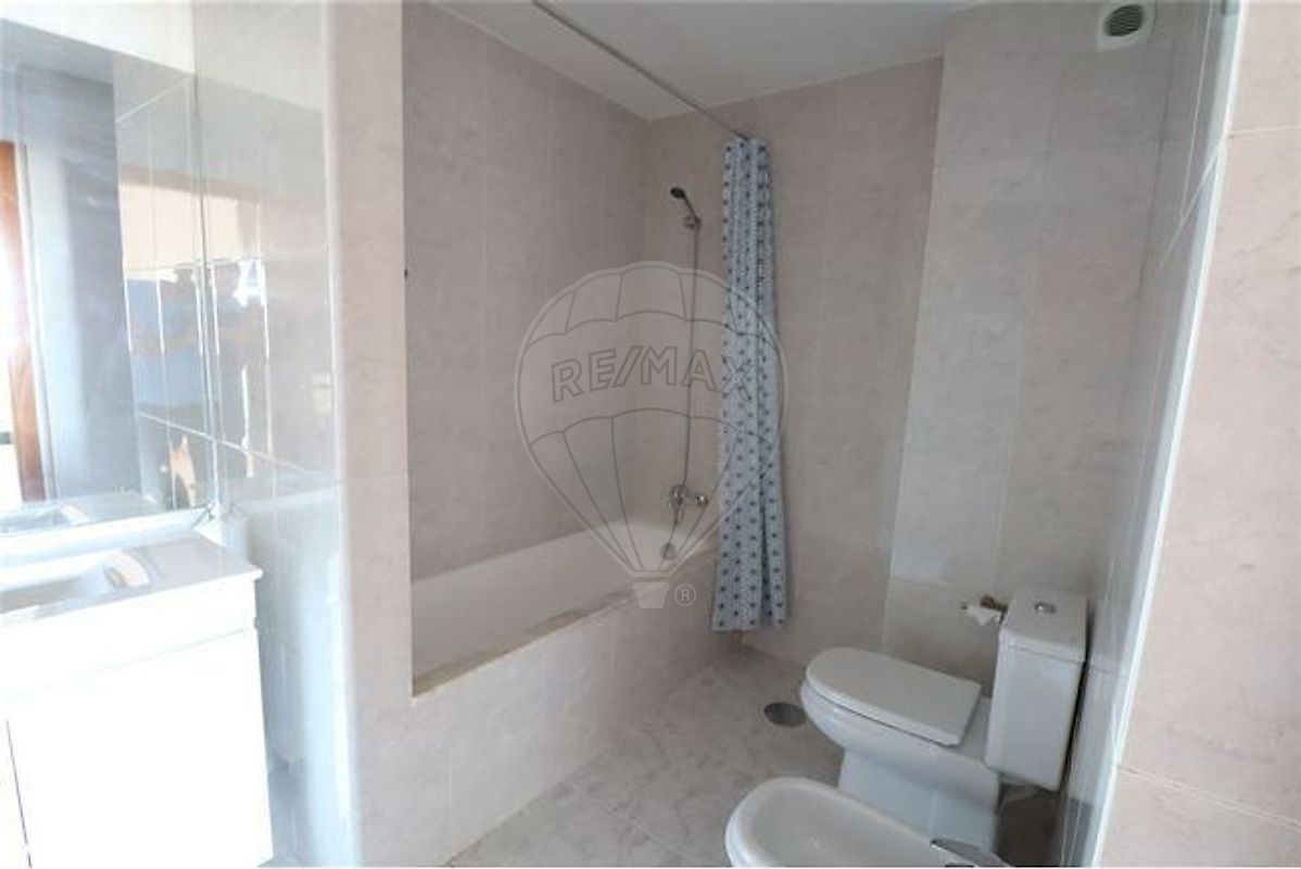 listing 124881013-161 picture-0